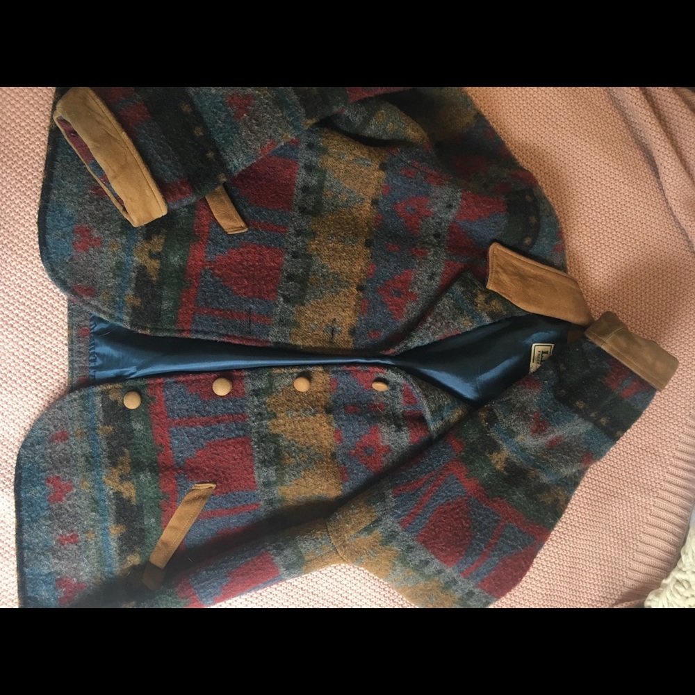 Vintage Women’s LL Bean Wool Aztec Print Coat RARE